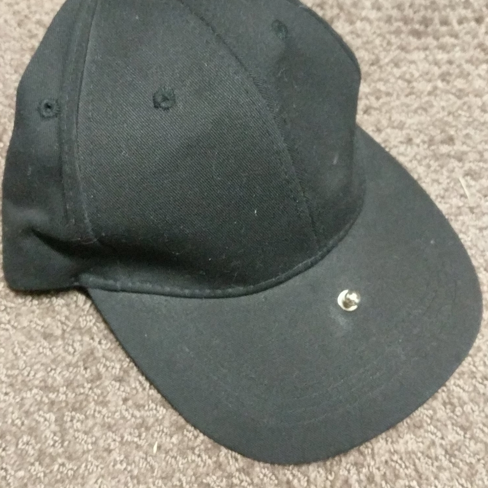 cute black cap w/ button